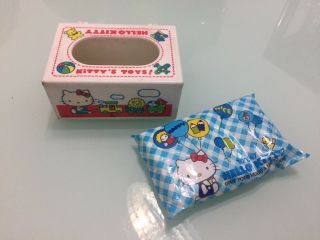 Vintage Sanrio 1976 Hello Kitty Tissue Holder Dispenser Case Rare