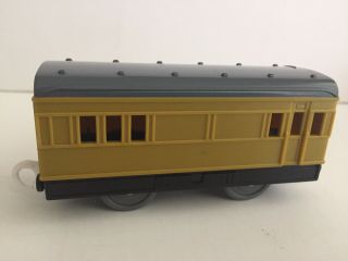 Thomas and Friends Trackmaster Dodge Yellow Mustard Coach Car RARE 2