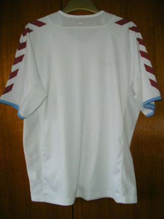 Aston Villa Football Shirt Rare Hummel 2004 White away shirt size M 38/40 3