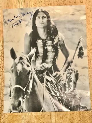 Rare Michael Horse Hand Signed/autographed 8x10 Photo Twin Peaks Lone Ranger