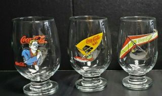 Rare Set of 5 1980 ' s Coca Cola Footed Glasses - Coke is It - Canadian / French 3