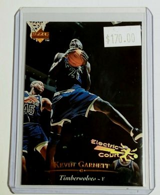 1995 - 96 Upper Deck Kevin Garnett 273 Electric Court Rookie Card Rc Rare 1995