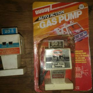 2x Vintage Buddy L Auto Action Fill - R - Up Gas Pump Rare Boxed Made In Hong Kong