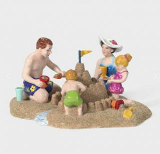 Dept 56 Snow Village Rare A Day At The Beach Family Figure 57.  55228 Retired 06