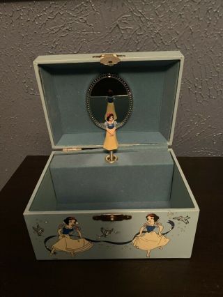 Rare Disney Snow White And The 7 Dwarves Musical Jewelry Box,