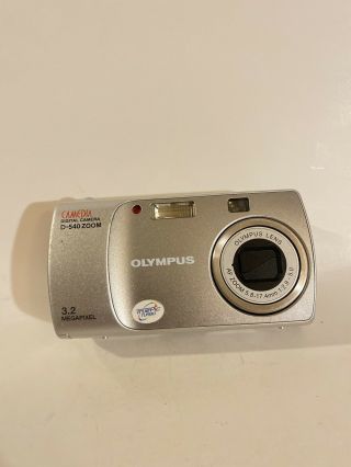 Rare Olympus Camedia D - 540 Zoom 3.  2mp Digital Camera - Silver