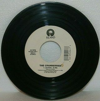 Island 422 - 854 206 - 7 The Cranberries - Zombies / Ode To My Family 7 " 45 Rare