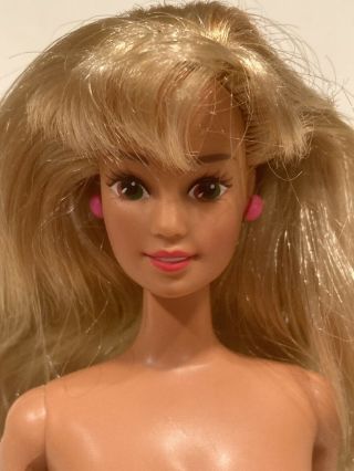 1993 " Camp Barbie " Teresa Barbie Doll - - Rare Blonde Hair Teresa - - Nude