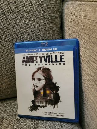 Amityville The Awakening Blu - Ray Lionsgate Bella Thorne Oop Rare Horror