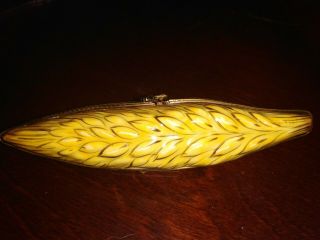 Rare Limoges Peint Main Rochard Wheat Stalk with Rooster clasp Trinket/Pill box 3