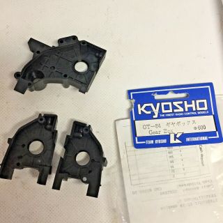 Kyosho Ot - 84 F & R Gear Box (partial) Optima Mid Series Oem Rare