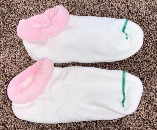 Vtg Rare Soft N Cozy 85 Orlon Acrylic White W/ Pink Pixie Roll Top Ankle Socks