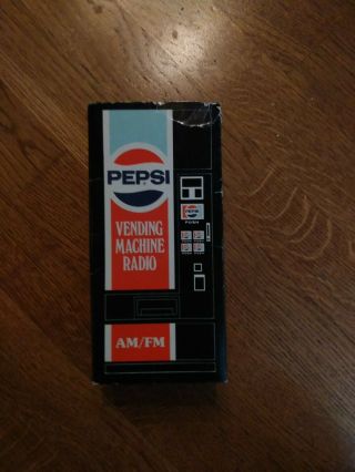 Rare Vintage Pepsi Vending Machine Am/fm Radio Nib,