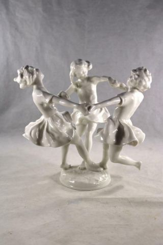 Vintage Hutschenreuther " Dancing Girls " May Day Dance By Karl Tutter