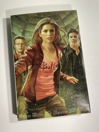 Buffy The Vampire Slayer Season 8 Volume 4 - Library Edition