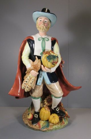Fitz & Floyd Classics Harvest Heritage " Pilgrim Holding Pumpkin And Corn " Figure