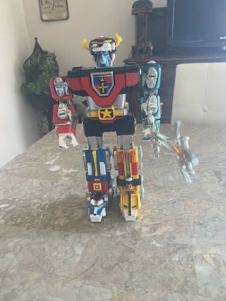 Vintage 1981 Y&k Gb - 36 Matchbox Voltron Iii Dx Golion Complete With Sword.