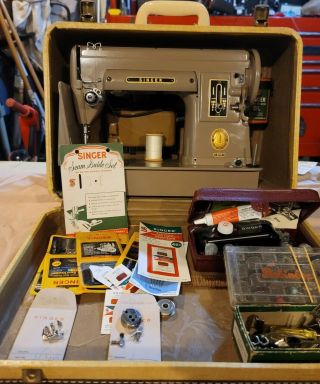 Vintage Singer 301a Sewing Machine With Case - Light Beige W/extras