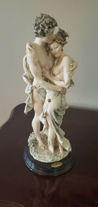 Giuseppe Armani Florence Capodimonte Figurine Statue " Lovers " Ltd Ed 2232/3000