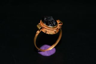 Ancient Roman Gold Finger Ring With Garnet Stone Intaglio Weighing 6.  7 G