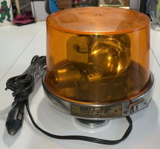 Vintage Dietz Amber Emergency Rotating Light Beacon Model 7 - 05 12v