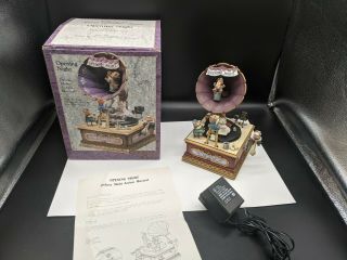 1991 Enesco Opening Night Deluxe Multi - Action Musical Mice On Victrola