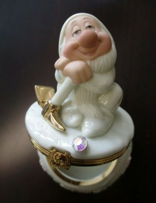 Lenox & Disney Seven Dwarfs Sleepy Treasure Trinket Box