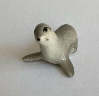 Vintage Hagen Renaker Grey Seal Miniature Porcelain Figurine Sea Ocean Beach