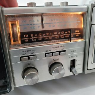 Sanyo Cassette Radio TV Model MTC40 Vintage Ghetto Blaster Powers On,  See Notes 2