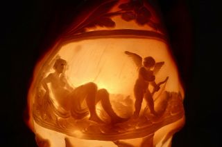 Vintage Hand Carved Cameo Shell Lamp Classical Scene Nude Cupid Putti Eidelweiss
