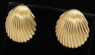 Vintage 14k Gold High Fashion Puffy Scalloped Shell Earrings