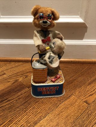 Rare Vintage Metal Tin Battery Operated Dentist Bear Toy S&e Japan