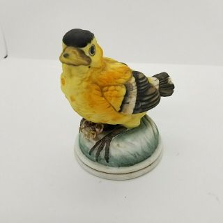 Vintage Norcrest Ceramic Gold Finch Figurine A - 650 Japan Euc