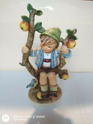 Goebel Hummel Figurine - 142 V Apple Tree Boy Figurine 10 1/2 Inch - Oob - 1979