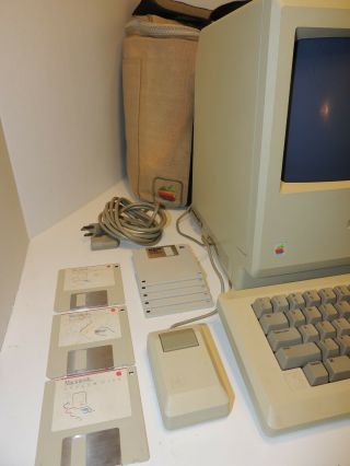 Vtg 1984 Apple Macintosh 512k M0001 W/ M0100 M0110 M0120 M0130 Bag Box 3