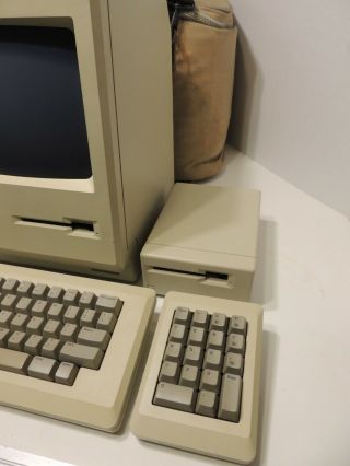 Vtg 1984 Apple Macintosh 512k M0001 W/ M0100 M0110 M0120 M0130 Bag Box 4