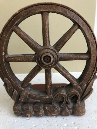 Vintage Resin And Metal Wagon Wheel Horse Shoe Pair Bookends
