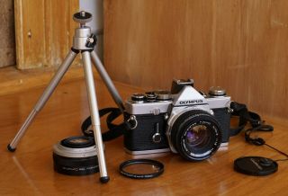 Vintage Olympus Om1 35mm Slr Camera W/ 50mm F1.  8 Lens,