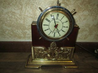 Vintage Non - Sessions Mastercrafters Clock & Radio Co.  Ship 