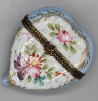 Vtg Hand Painted Limoges Robin Egg Blue Floral Roses Heart Shaped Trinket Box