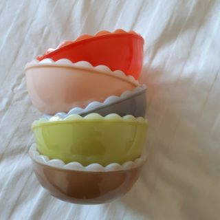 Vintage Agee Pyrex Harlequin Scalloped Pudding Bowls Ramekins X 5