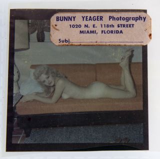 Bunny Yeager 1960s Color Camera Transparency Photograph Nancy Kelly Nude On Sofa 2