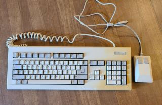 Commodore Amiga 2000,  3000 Keyboard & Mouse - Vintage -