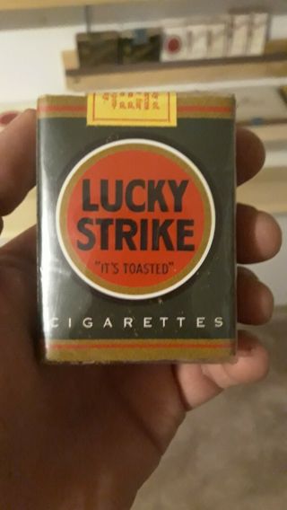 Empty Vintage Wwii Era Lucky Strike Green Cigarette 1940 