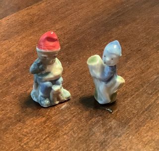 Vintage Wade Whimsies Leprechaun Elf Gnome Pair Cobbler And Young One