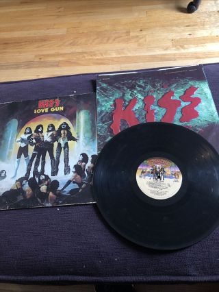 Kiss - Love Gun - Lp/vinyl,  1977 Casablanca,  Nblp 7057,  (play - Read)