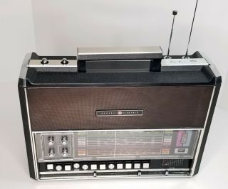 Vintage General Electric P4990a World Monitor Multiband Ac - Dc 12 - Band Radio