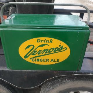 Vintage Vernors Ginger Ale Soda Pop Picnic Cooler