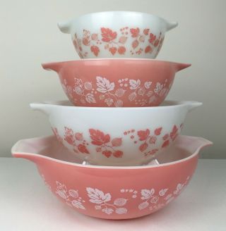 Vtg Pyrex Pink Gooseberry Set Of 4 Cinderella Mixing Bowls 441,  442,  443,  444