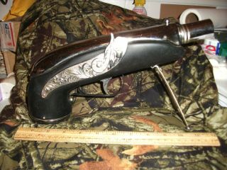 Vintage Man Cave Gun Shot Cup Pistol Decanter " Tune - How Dry I Am " Music Box